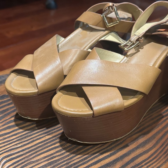 Michael Kors Wooden Wedge Sandals SZ 9.5 - Picture 5 of 5